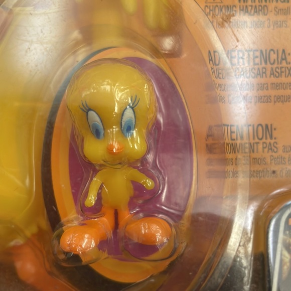 Looney Tunes Back In Action Tweety Bird Chompin Stretch Monster & Mini Figure - Picture 8 of 9